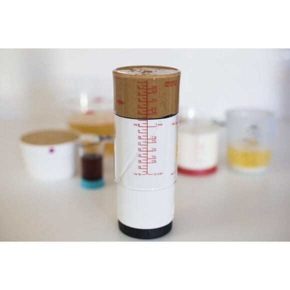 Good Grips 2 Cup Adjustable Measuring Cup - Picture 8 of 16